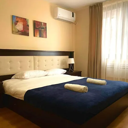 Royalpark Apartament B25 Apartment