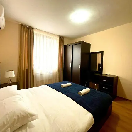 Royalpark Apartament B25 *